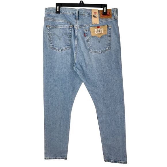 New Levi's Women's High Rise Stretch Medium Wash Skinny Jeans - Picture 3 of 13